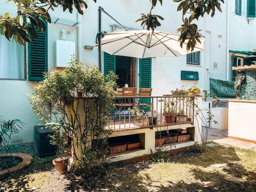 Il Nespolo By Monteverdi Apartments Флоренция Экстерьер фото
